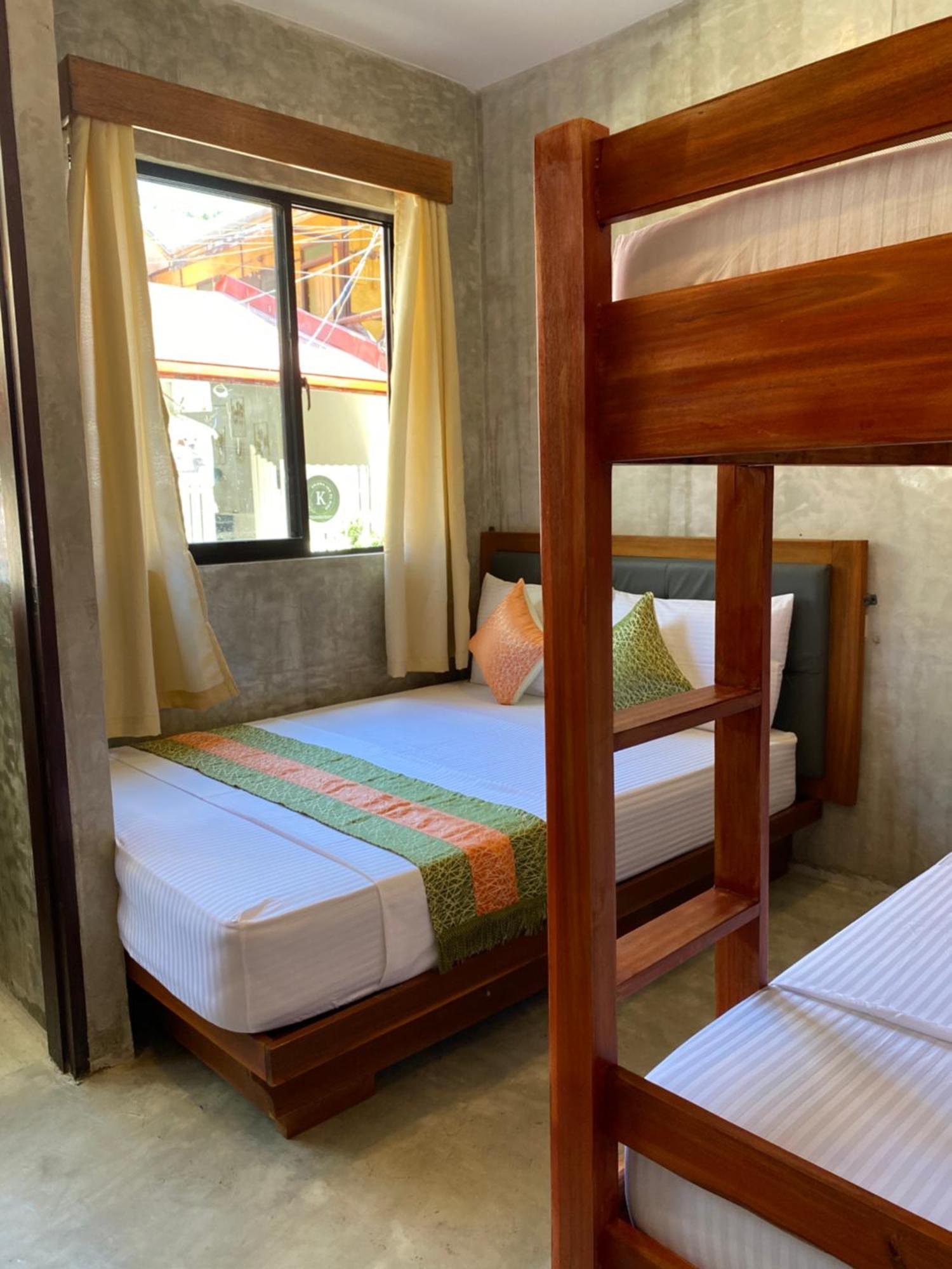 Rl Harbor Inn Annex El Nido Esterno foto