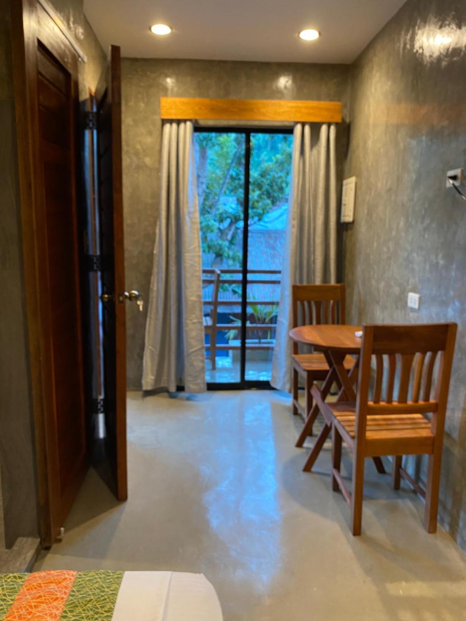 Rl Harbor Inn Annex El Nido Esterno foto